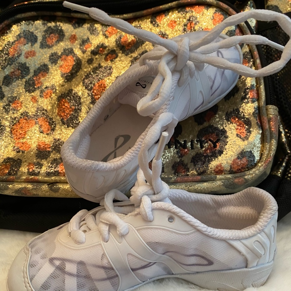 Infinity veganese cheer comp shoes